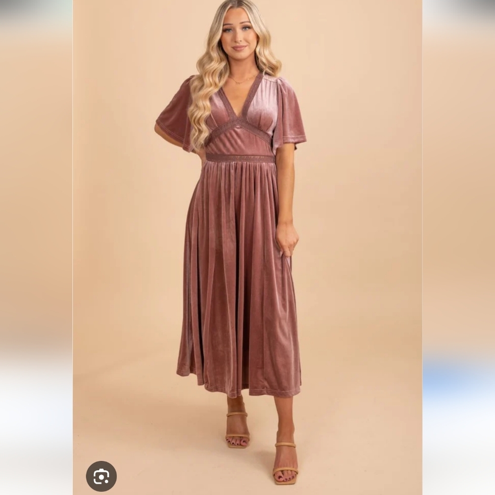 Velvet  Dress With Lace